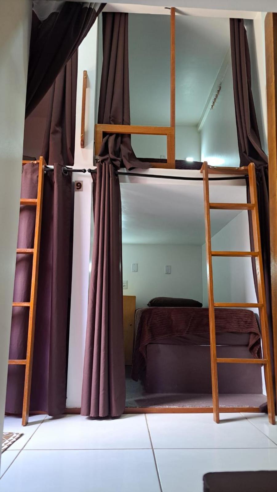 Capsule hotel Flor De Ipe