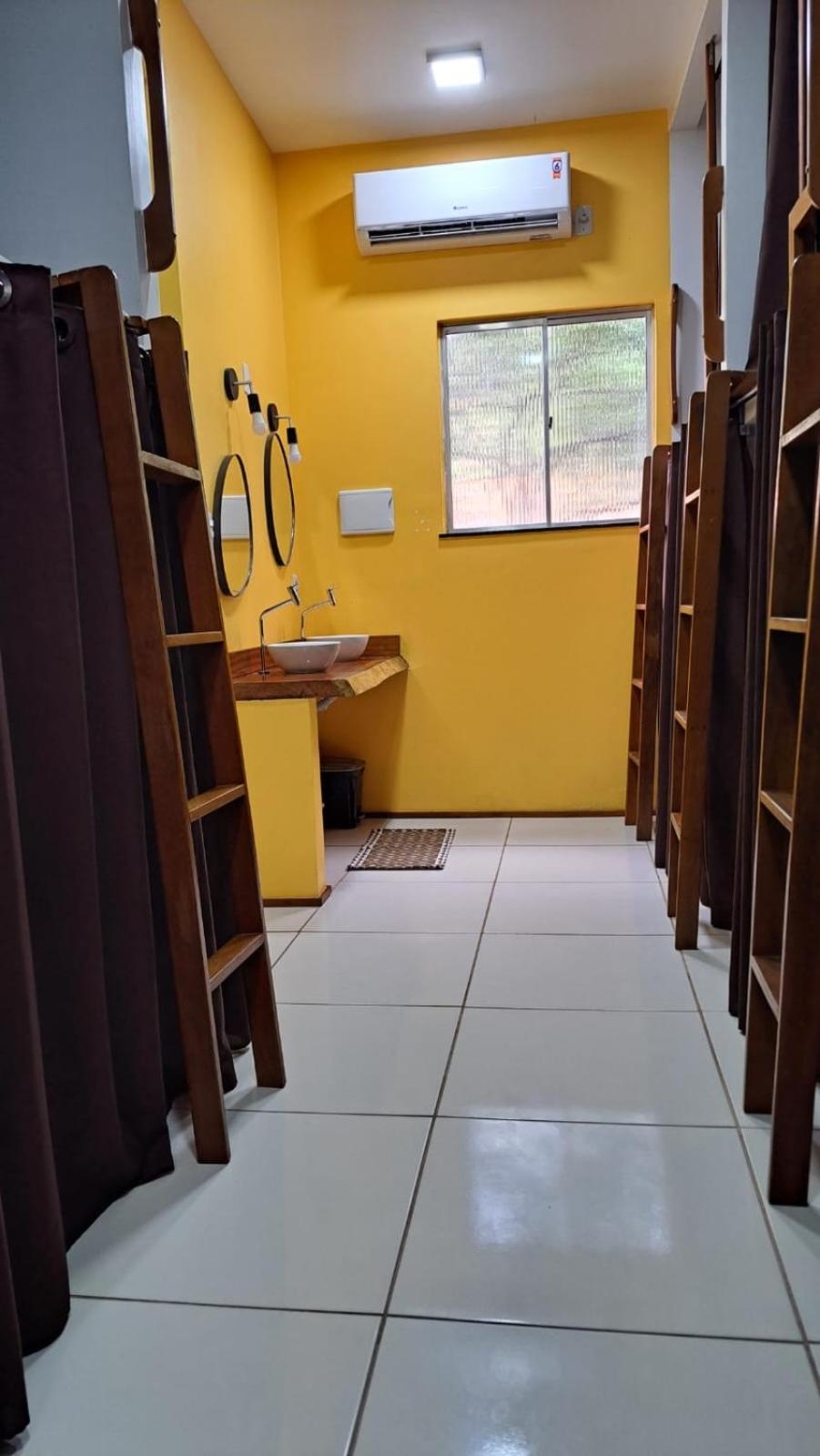 Capsule hotel Flor De Ipe